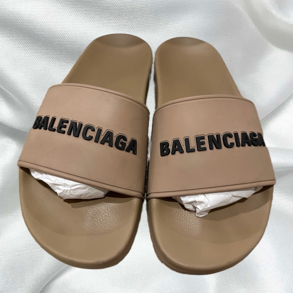 Gently Worn Balenciaga Pool Slide Rubber Logo Slip On Beige/ Black C 37 / US 6.5 - Picture 5 of 11